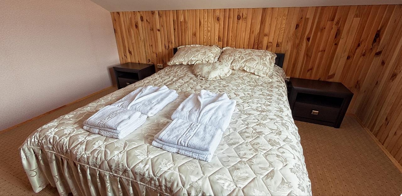 Alpen House Hotel Вишка Екстериор снимка